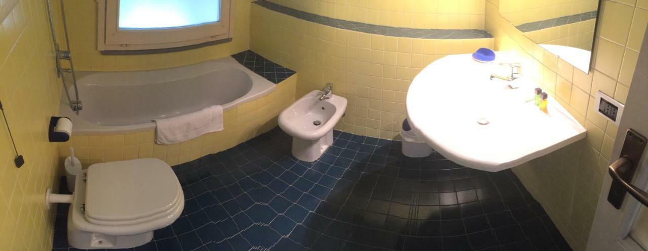 B&B Treviglio Luaran gambar