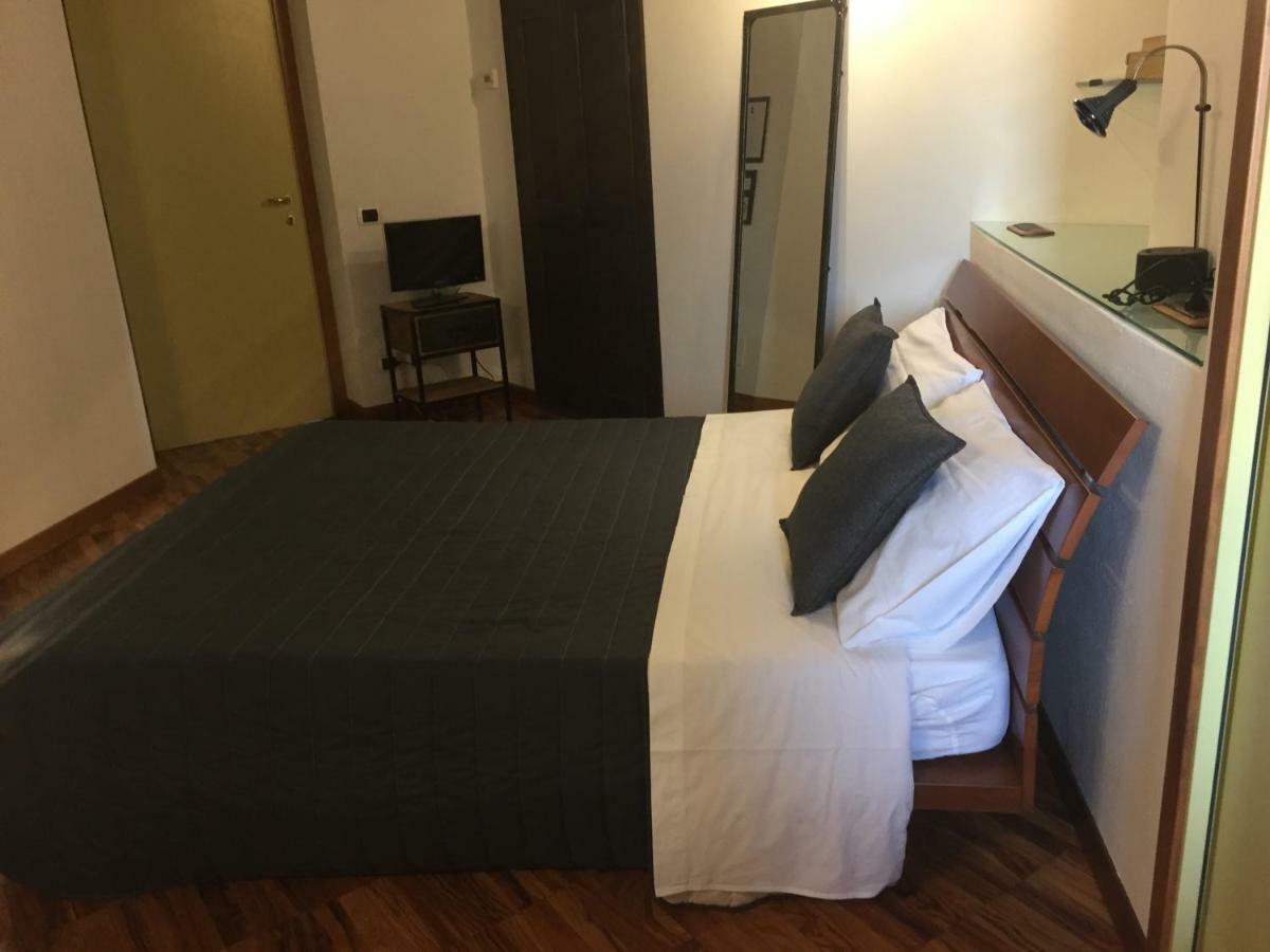 B&B Treviglio Luaran gambar