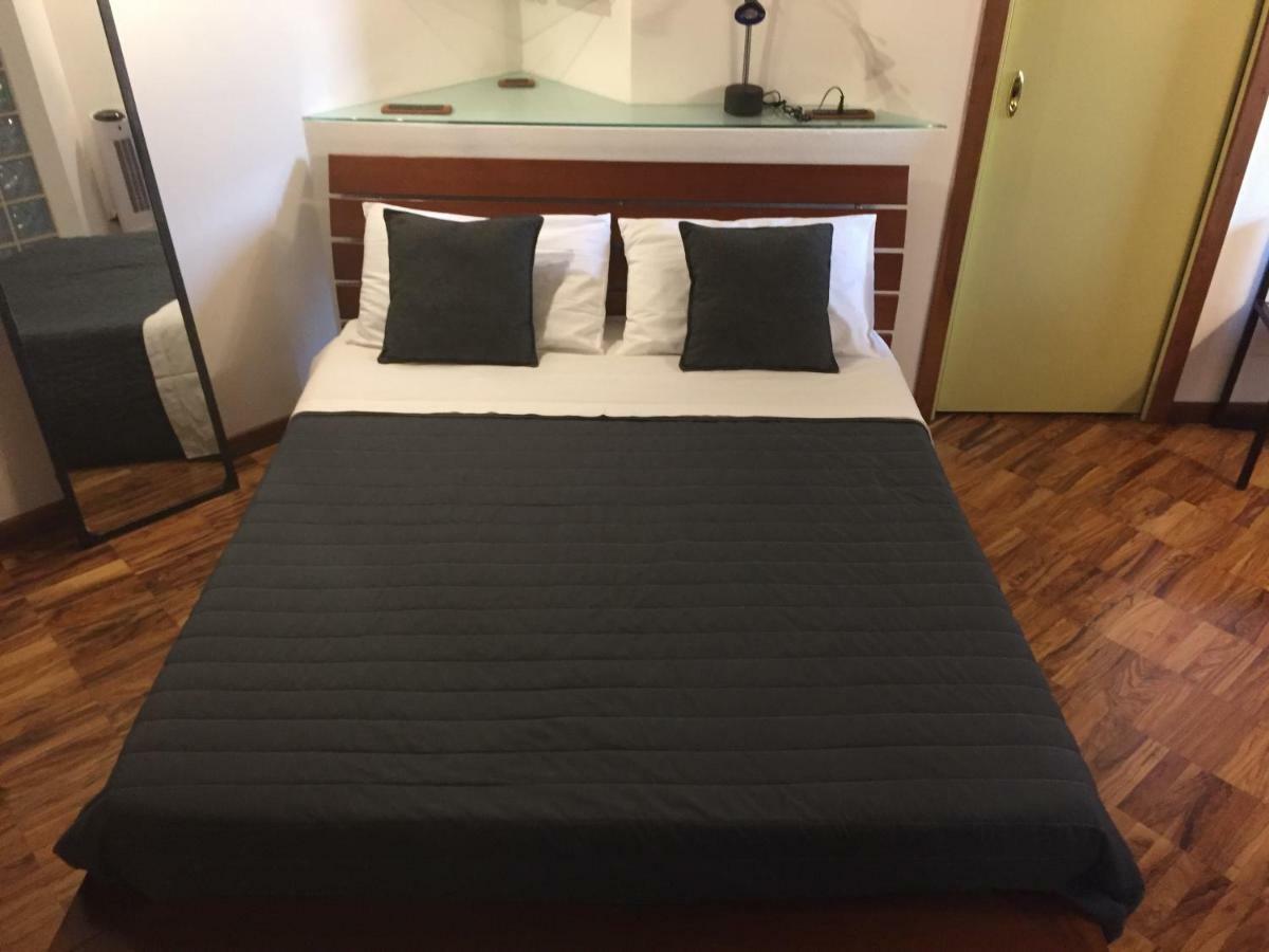 B&B Treviglio Luaran gambar